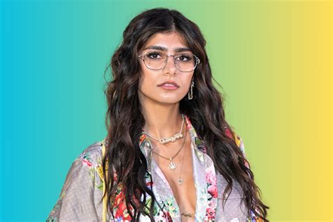 mia khalifa first|Mia Khalifas First Porn